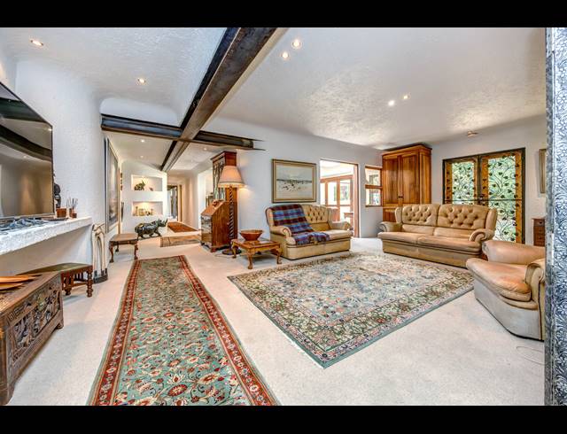 4 BEDROOM HOUSE FOR SALE IN BRYANSTON
